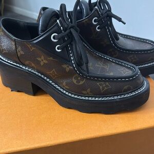 Louis Vuitton LV Beaubourg Platform Derby